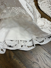 SIZE 0 SHOWPO White Dress