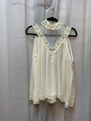 SIZE L ALTAR'D STATE Tops