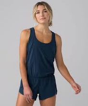 SIZE 8 LULULEMON Tops Active Wear