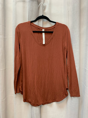 SIZE 6 LULULEMON Tops Active Wear