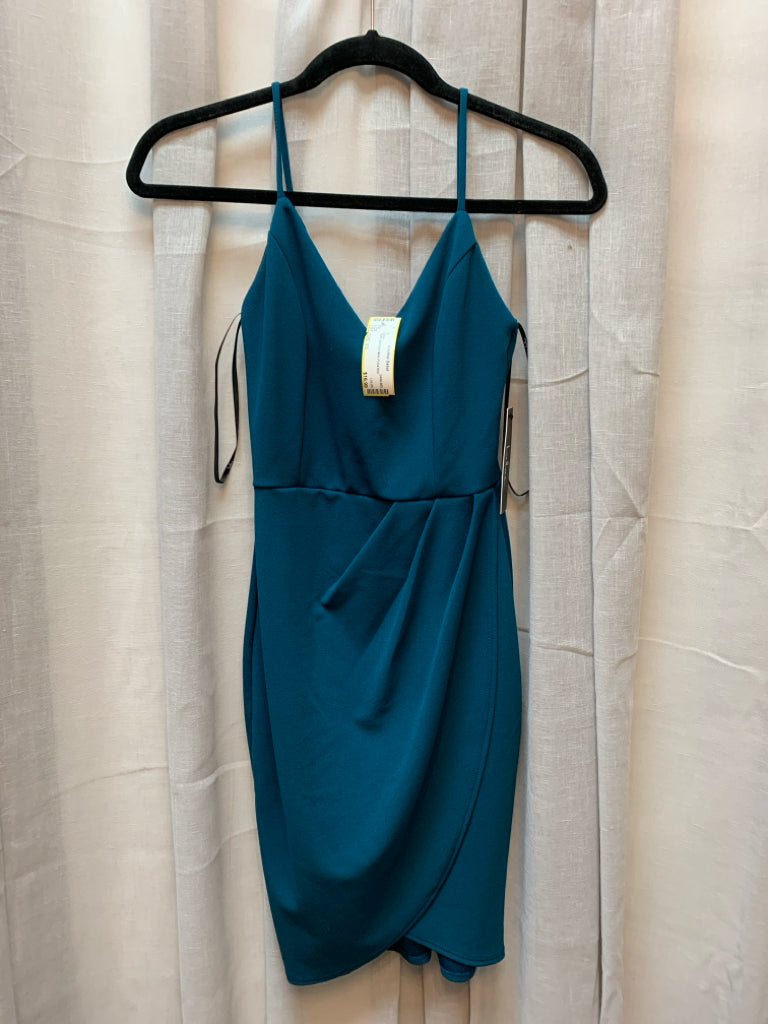 SIZE XS LULUS Dress