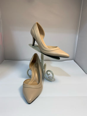 SIZE 6.5 abella Heels