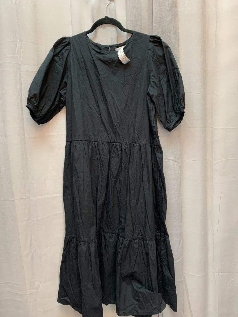 SIZE M AURA Dress
