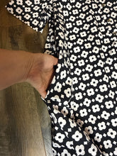 SIZE L ANTHROPOLGIE WHITE BLACK Dress