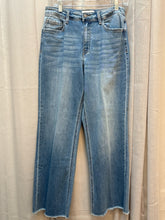 SIZE 12 VERVET MEDIUM WASH Jeans