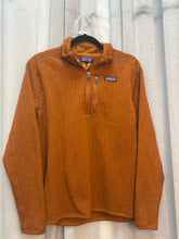 SIZE M PATAGONIA SWEATSHIRT