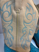 SIZE 8 DURANGO Boots