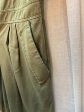 SIZE S EXPRESS Olive Jumpers