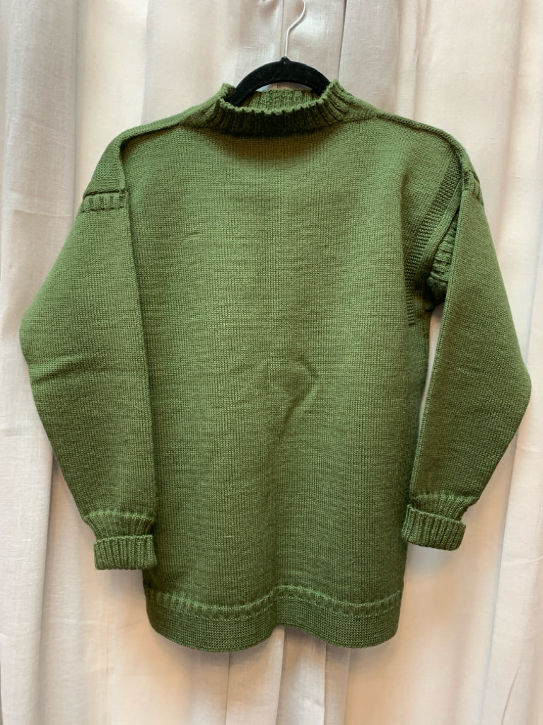 SIZE M Sweaters