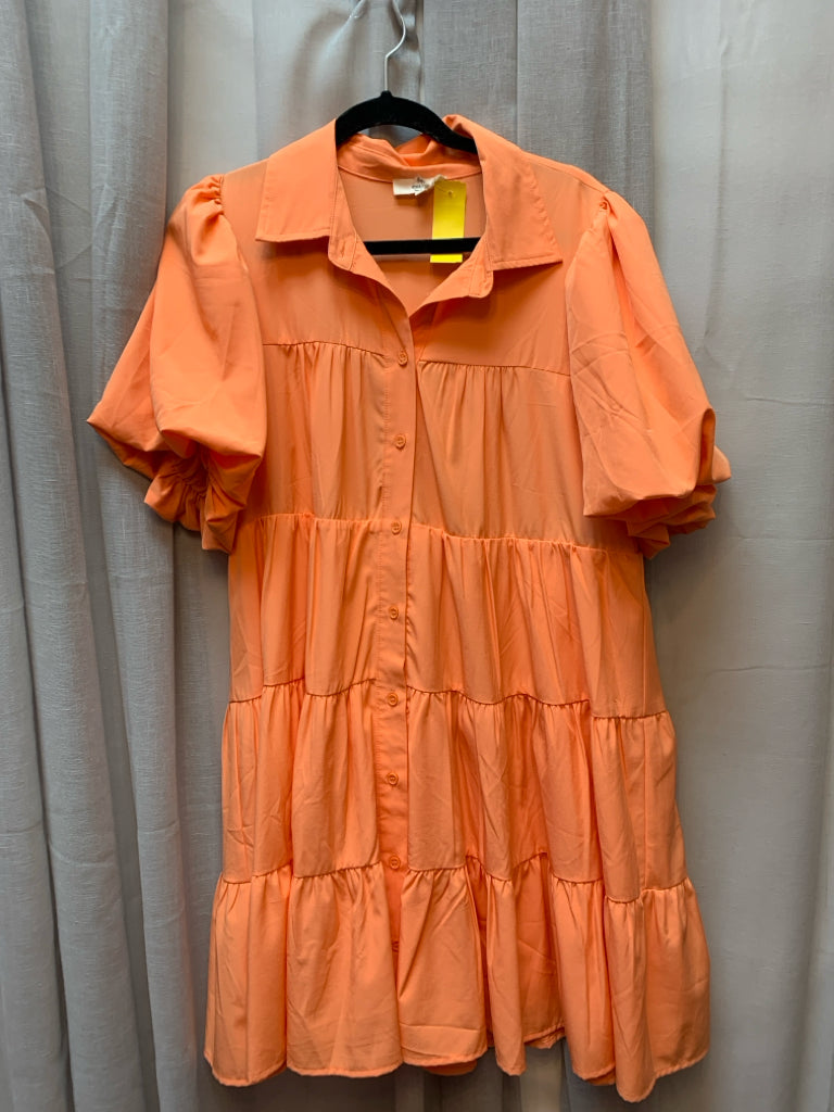 SIZE M ENTRO Dress