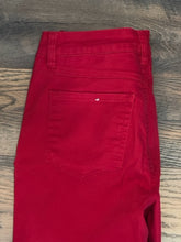 SIZE 8 D JEANS Jeans