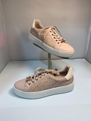 SIZE 8 MICHAEL KORS Sneakers