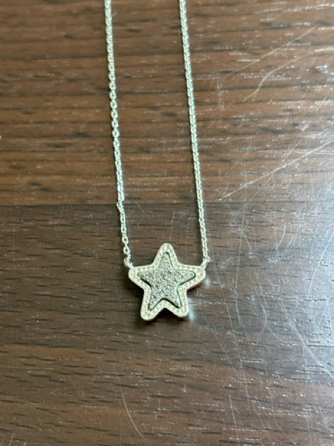 KENDRA SCOTT Necklaces