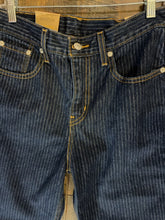 SIZE 5 LEVI DARK WASH Jeans