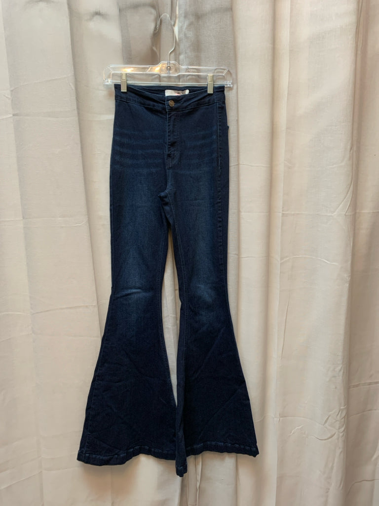 SIZE 3 KANCAN Jeans