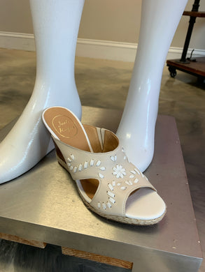SIZE 6.5 JACK ROGERS Wedges