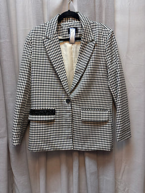 Size M MOVING FORWARD Blazers