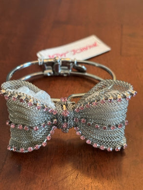 BETSEY JOHNSON Bracelets