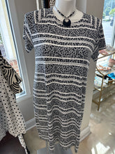 SIZE M/L J JILL WHT BLK Dress