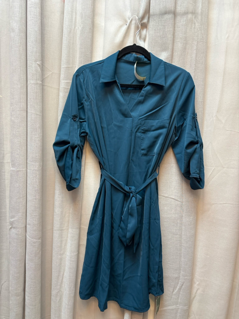 SIZE M HALARA Dress