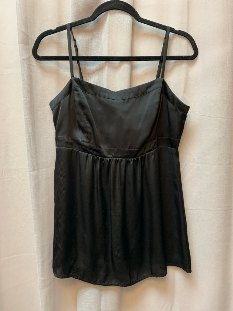 SIZE M CABI Tops