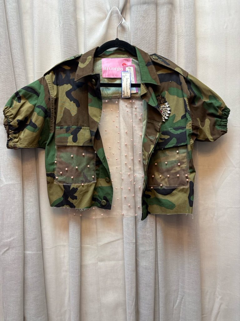 Size L hi gorgeous Blazers