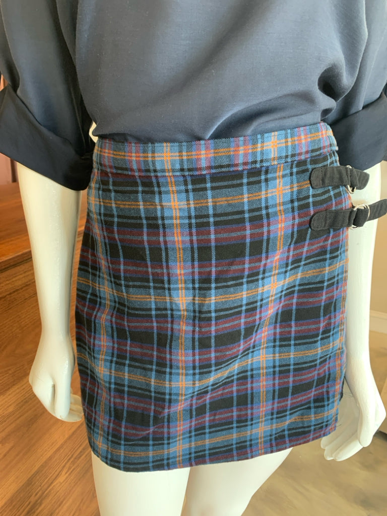 SIZE L SO Skirt