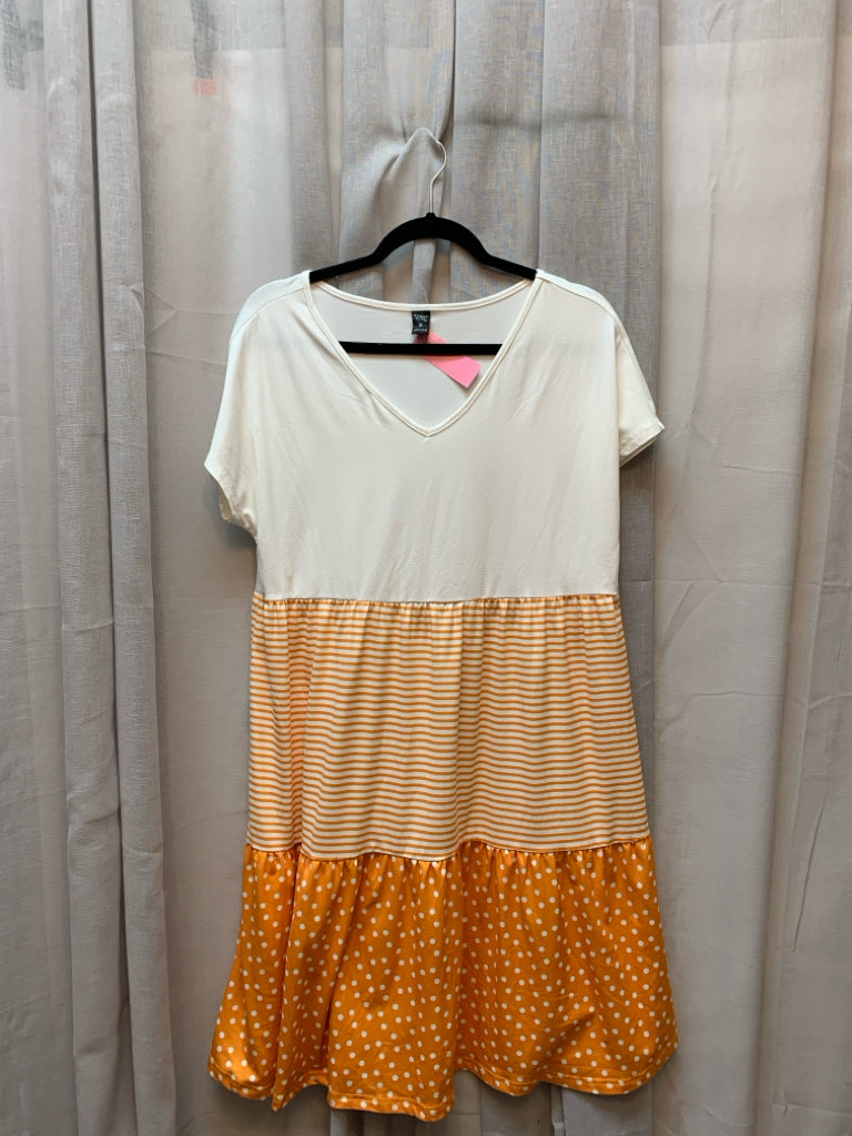 SIZE M EMERY ROSE Dress