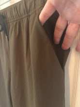 SIZE 6 LULULEMON Active Bottoms