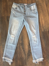 SIZE 13 PINK LILY LIGHT WASH Jeans