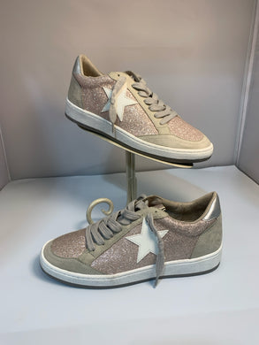 SIZE 8 SHU SHOP Sneakers