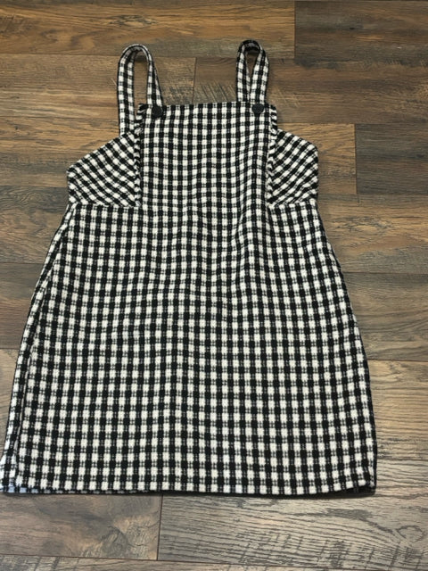 SIZE L FRANCESCA'S Dress