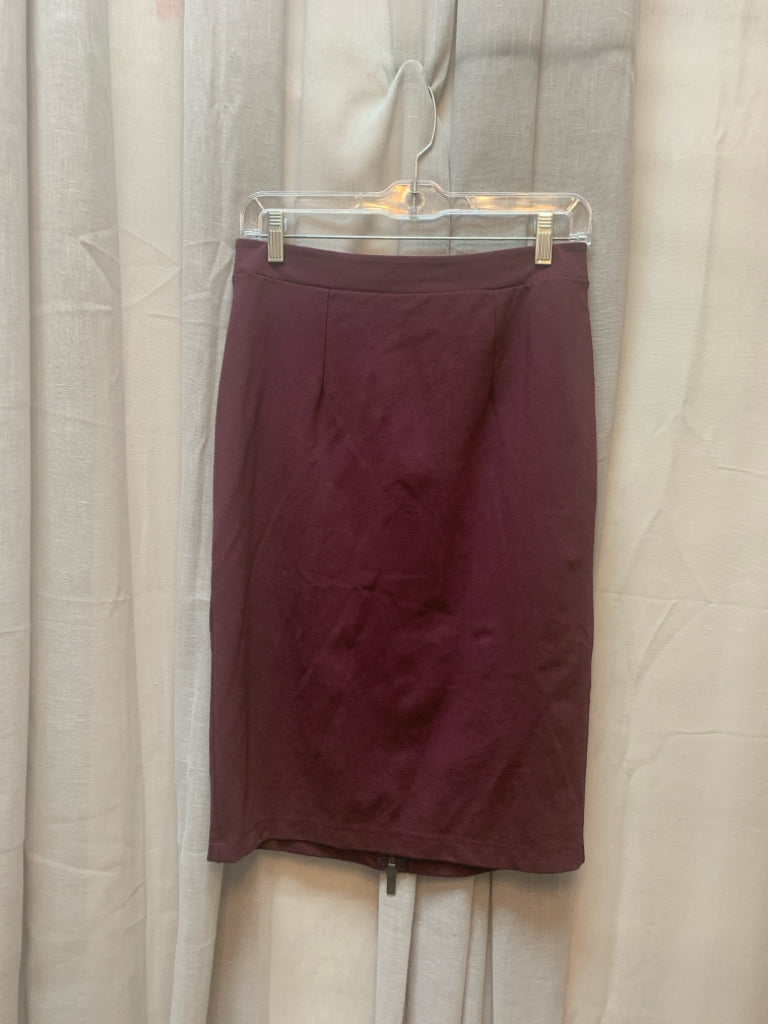 SIZE XS HALOGEN Skirt