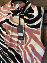 SIZE M THE SANG BLK BEIGE Jumpers