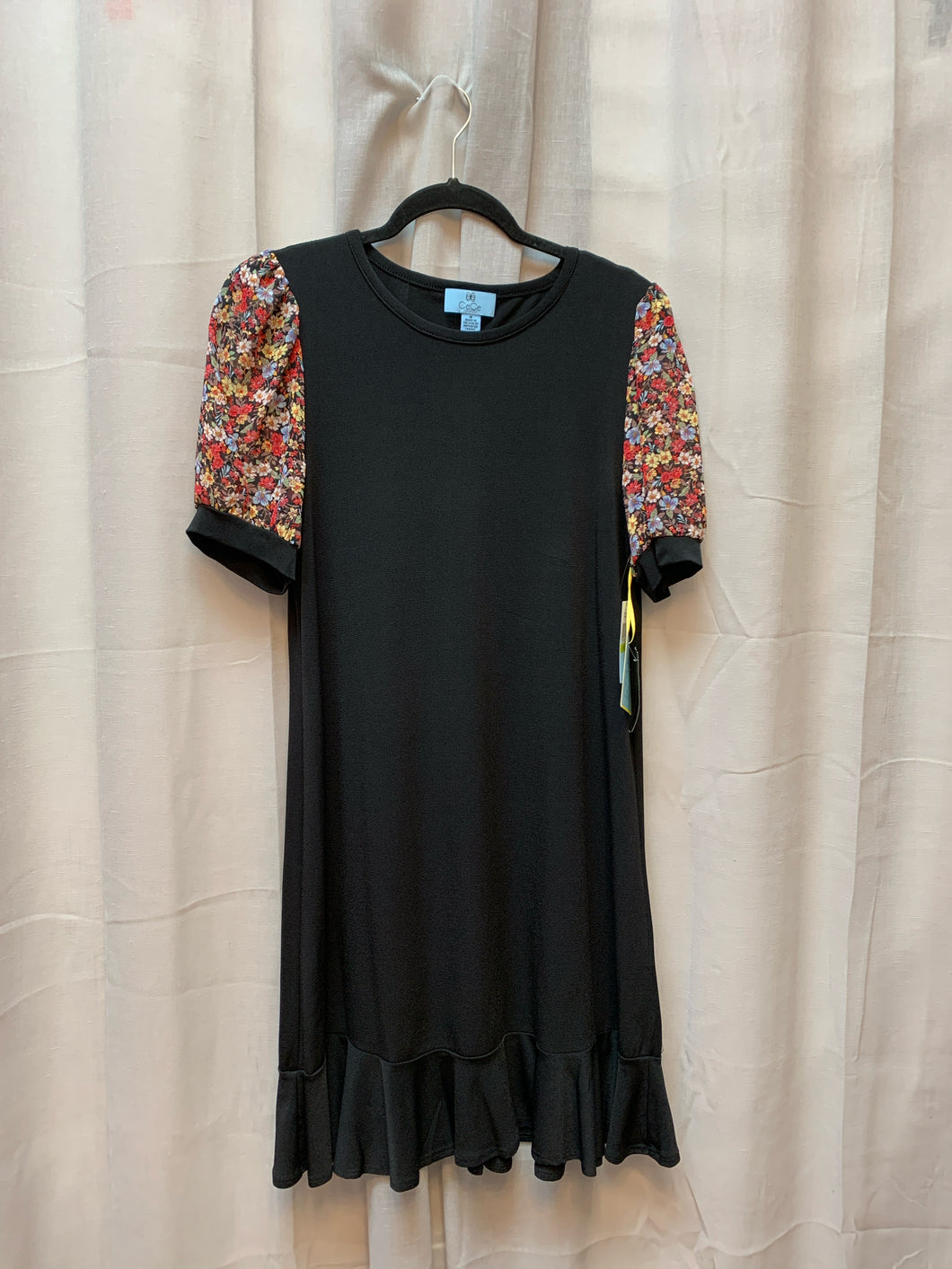 SIZE M CECE Dress