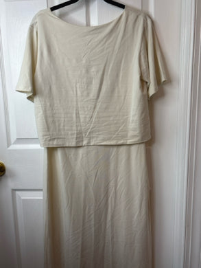 SIZE M THEORY Dress