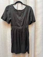 SIZE M AMUSE Dress
