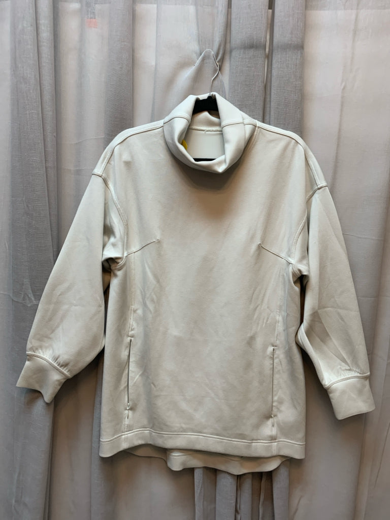 SIZE 6 LULULEMON SWEATSHIRT