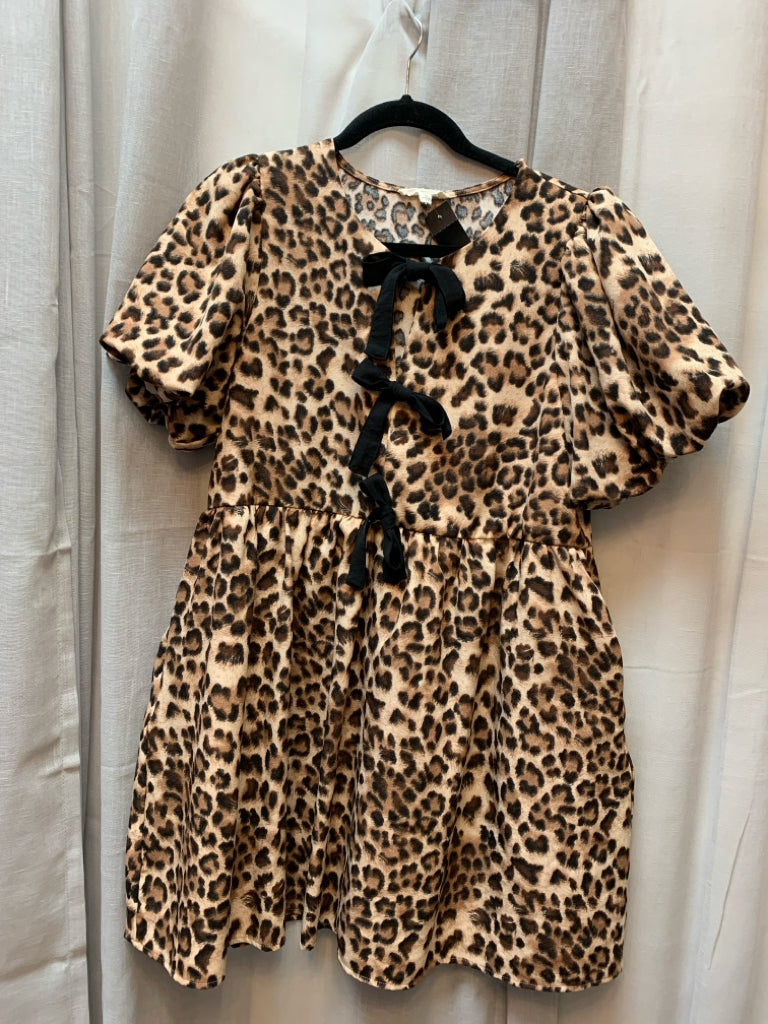 SIZE M ENTRO Dress