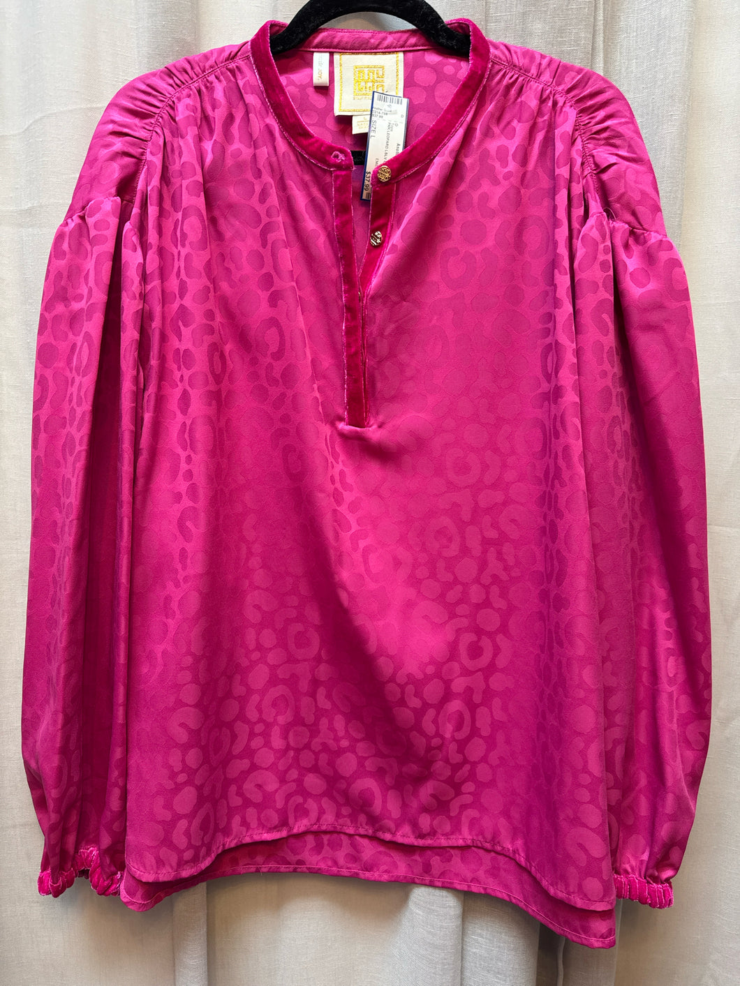 SIZE L EMILY MCCARTHY Tops