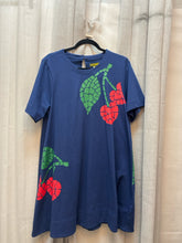 SIZE M CELANDINE NVY RED GRN Dress