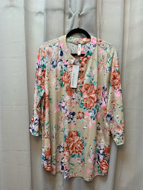 SIZE 2X DEAR SCARLETT Tops