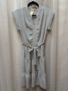 SIZE M MONTEAU GRAY WHITE Dress – AnotherDebut