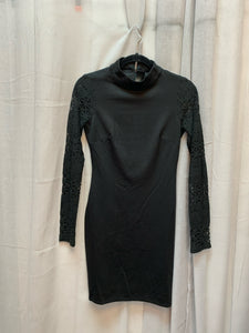 SIZE XS LULUS Dress