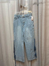 SIZE M DAY + MOON LIGHT WASH Jeans