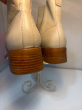 SIZE 9 BERNARDO Boots