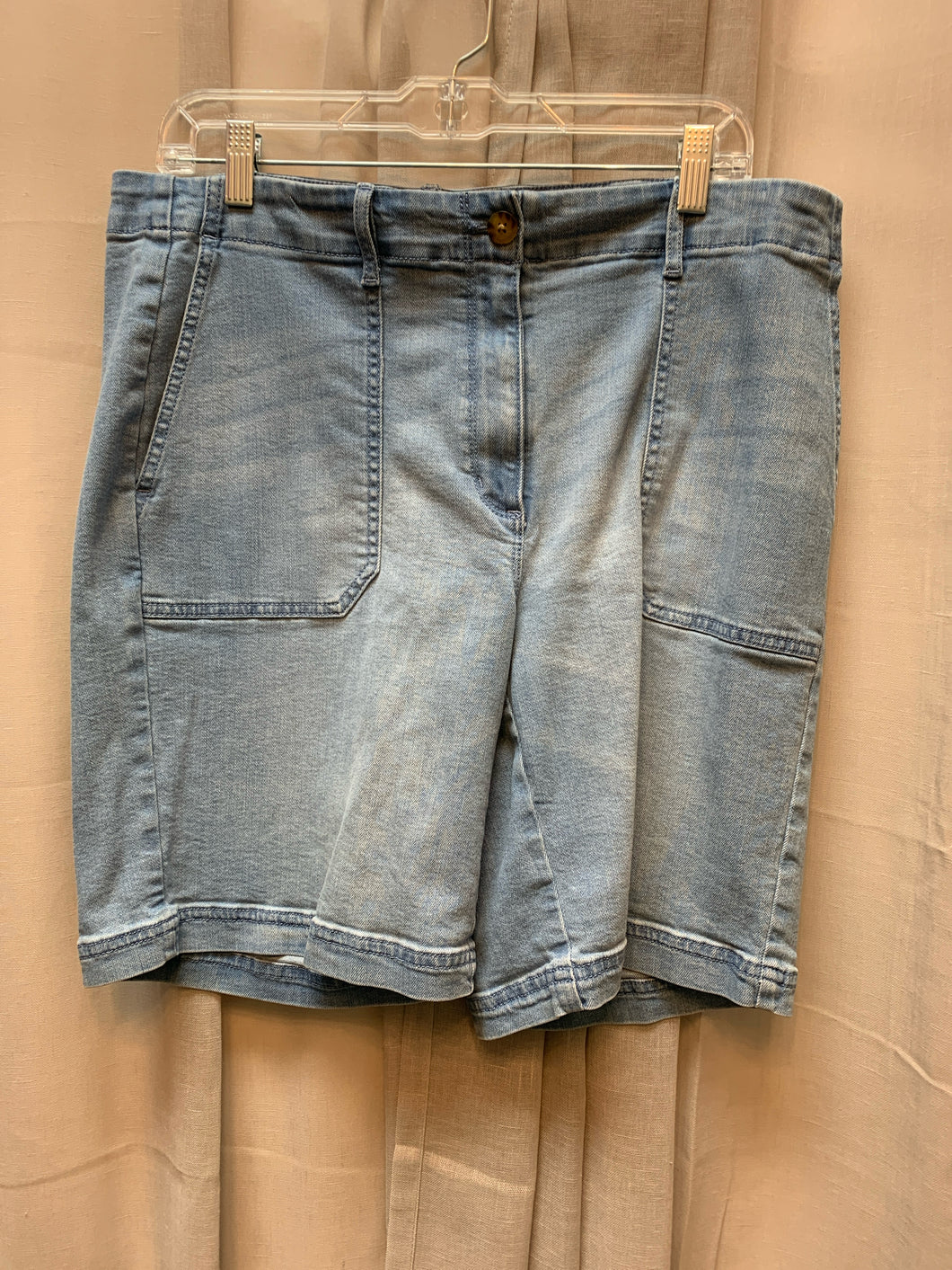 SIZE 14 J JILL Shorts