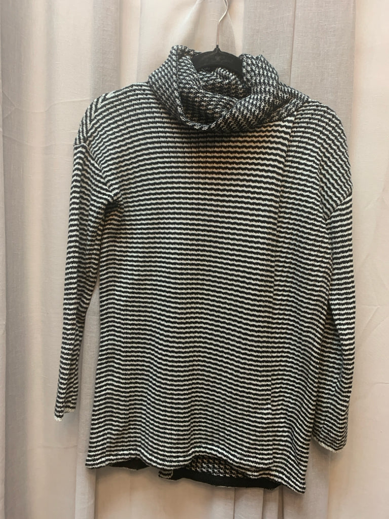 SIZE XXS CABI Sweaters