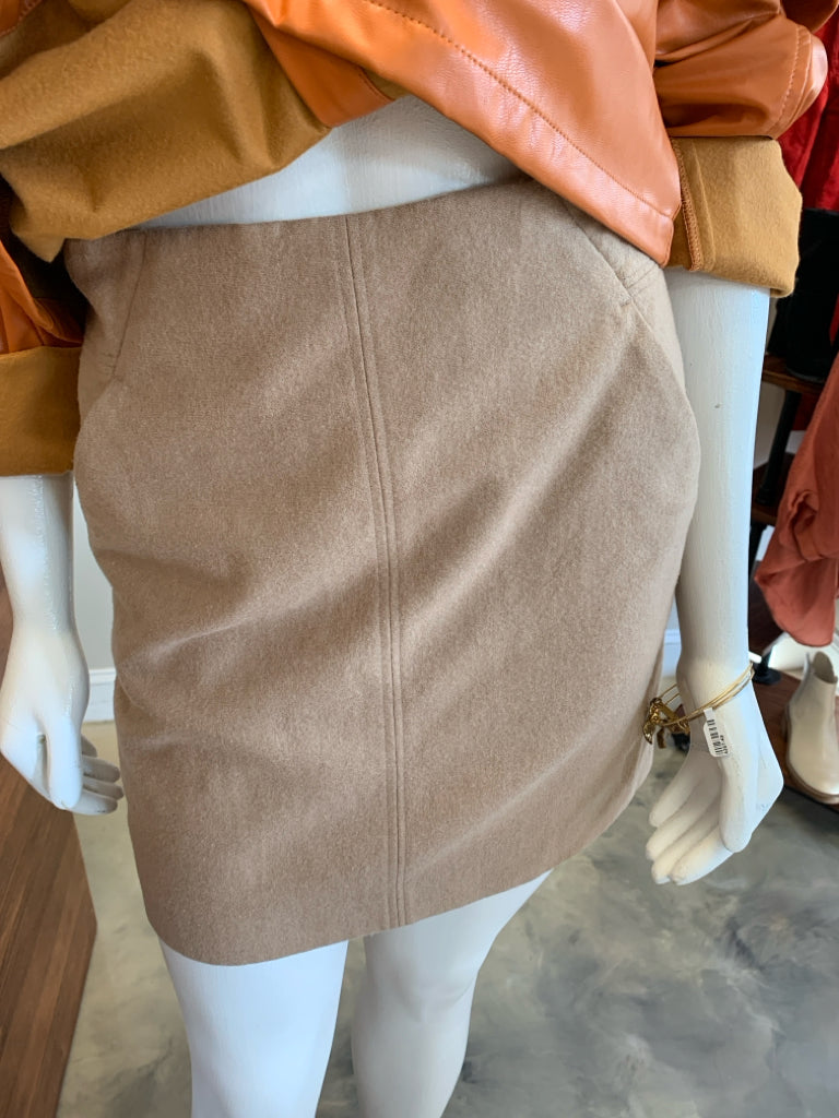 SIZE 00 LOFT Skirt