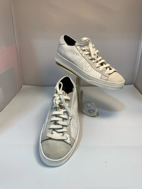 SIZE 9 P448 Sneakers
